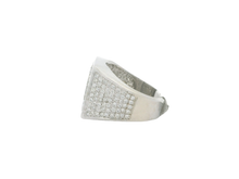 Load image into Gallery viewer, Men's 14kt White Gold Diamond Ring