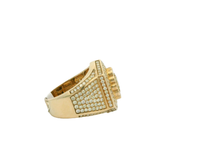 Load image into Gallery viewer, Men's 10kt Yellow Gold Diamond Ring