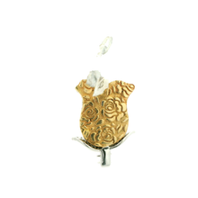 Load image into Gallery viewer, Yellow Gold Pendant with Round Brilliant Cut Diamonds