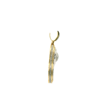 Load image into Gallery viewer, Yellow Gold Hamsa Pendant with Baguette Cut Diamonds