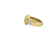 Load image into Gallery viewer, Men&#39;s 10kt Yellow Gold Diamond Ring