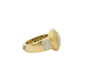 Load image into Gallery viewer, Men&#39;s 10kt Yellow Gold Diamond Ring