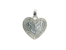 Load image into Gallery viewer, Elegant Heart-Shaped Pendant