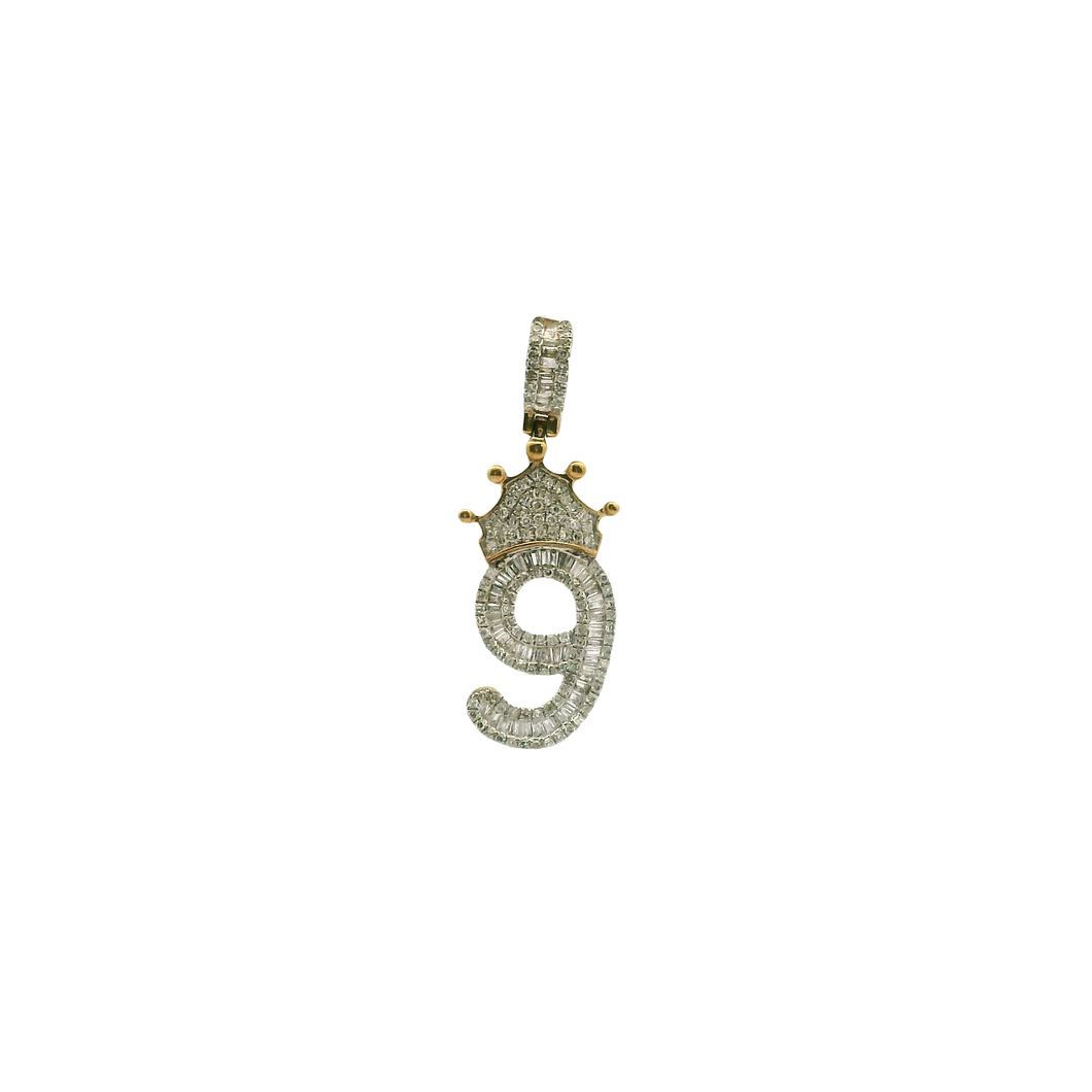 Yellow Gold Pendant with Baguette Cut Diamonds