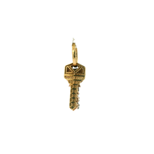 Load image into Gallery viewer, Yellow Gold Pendant with Princess Cut Diamond