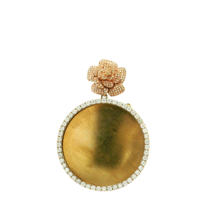 Gold Pendant with Round Brilliant Cut Diamonds