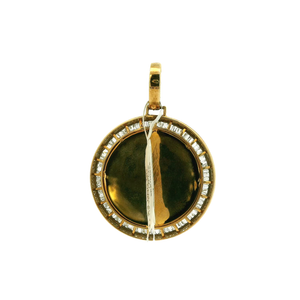 Yellow Gold Pendant with Baguette Cut Diamonds