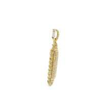 Load image into Gallery viewer, Yellow Gold Pendant with Round Brilliant Cut Diamonds