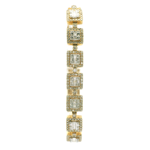 Elegant Yellow Gold Tennis Bracelet with Square Cut Diamonds