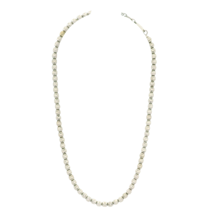Elegant White Gold Beaded Bracelet