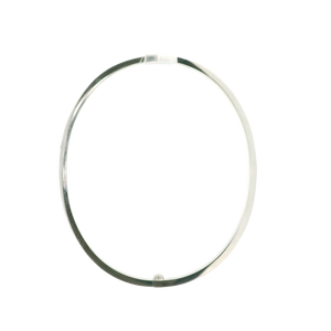 Elegant White Gold Bangle Adorned with Round Brilliant Diamonds