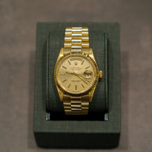 Load image into Gallery viewer, Rolex 18238 Yellow Gold Presidential