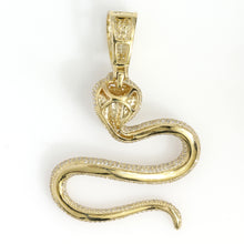 Load image into Gallery viewer, 10K Yellow Gold Cobra Snake Pendant 2 Ctw