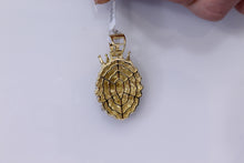 Load image into Gallery viewer, 10k Yellow Lion Head Pendant 1.05ctw