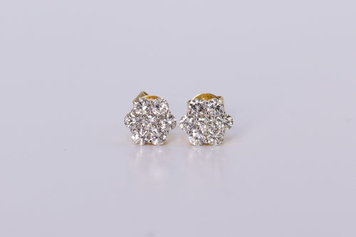 14K Yellow Gold Flower Cluster Earrings 1.15Ctw