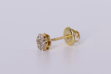Load image into Gallery viewer, 14k Yellow Gold Flower Cluster Earrings .420Ctw